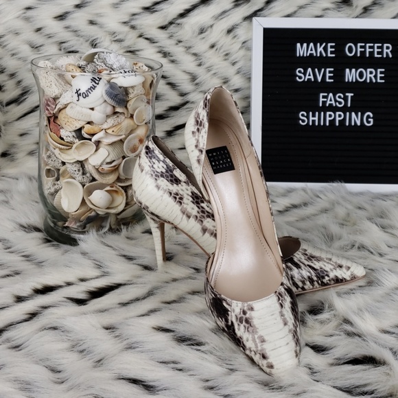 White House Black Market Shoes - White House Black Market Sz 6 Reptile type design